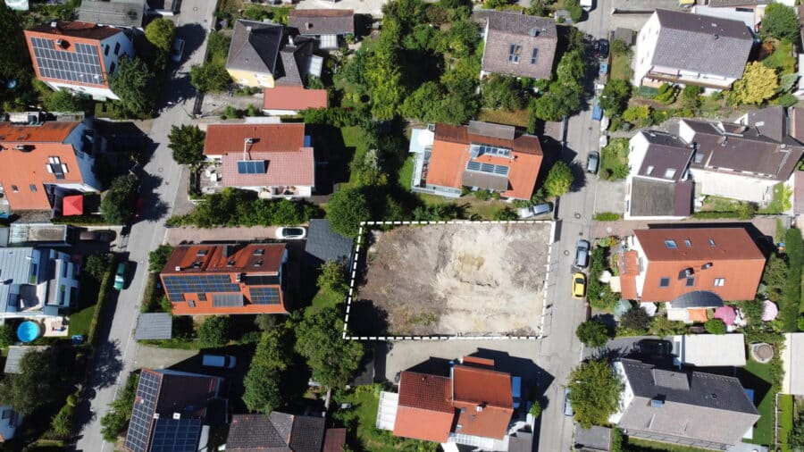 Sonniges und ruhiges Baugrundstück in Bestlage von Dachau Süd -PROVISIONSFREI - - Ruhig gelegen