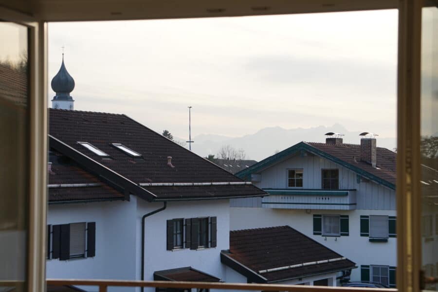 Einzigartige, ruhige und sanierte 3-Zimmer Wohnung mit Blick in die Berge im malerischen Bad Endorf - Ihr Ausblick