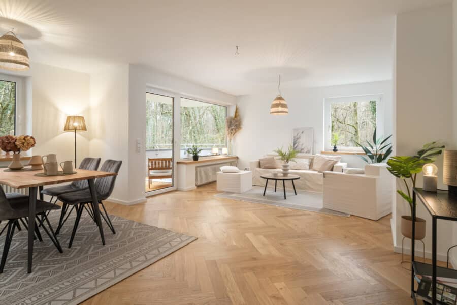 Geräumige und hochwertig sanierte Traumwohnung in grüner Waldumgebung - ideal für Familien - Luxuriös leben auf 126m²