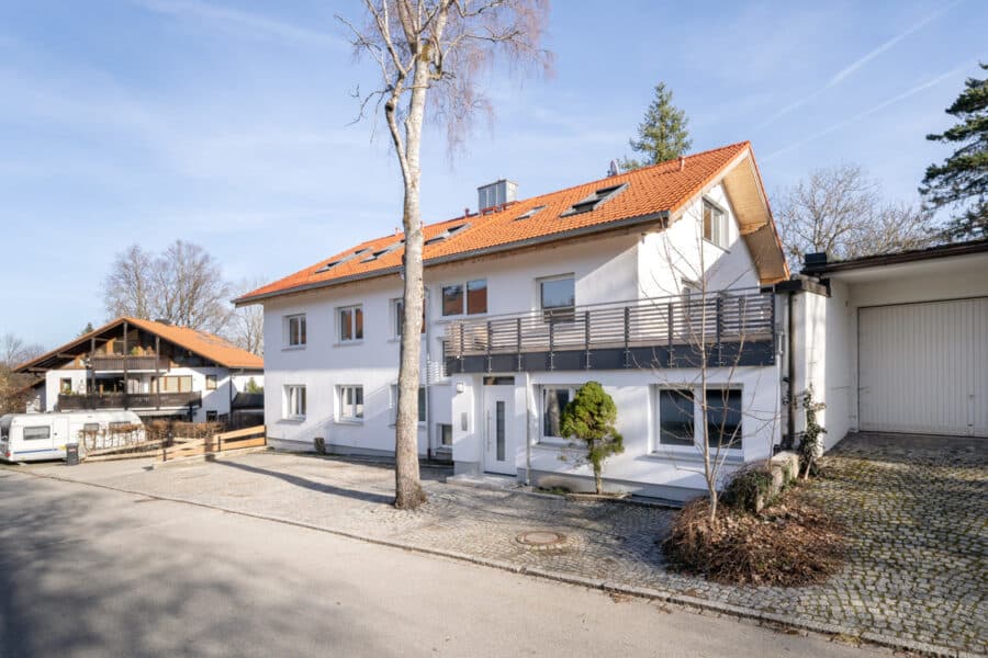 Spüren, dass hier etwas Besonderes ist! Große Maisonette Wohnung in NEUZUSTAND - Saniertes Gebäude