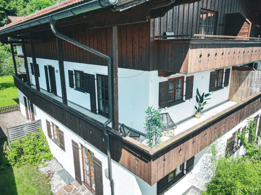 Atemberaubender Bergblick von Ihrem 27m langen Balkon - Ihr Entspannungsbereich