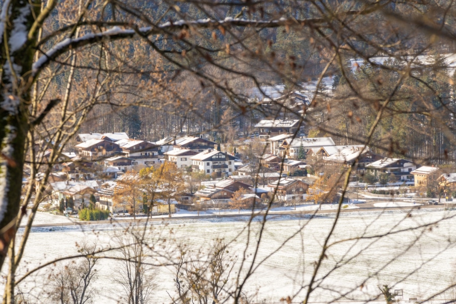 Schleching / Ettenhausen - Charmante 2-Zimmer-Wohnung mit großer Terrasse in idyllischer Lage von Schleching-Ettenhausen