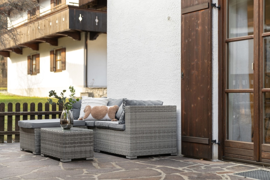 Terrassenwohnung - Charmante 2-Zimmer-Wohnung mit großer Terrasse in idyllischer Lage von Schleching-Ettenhausen