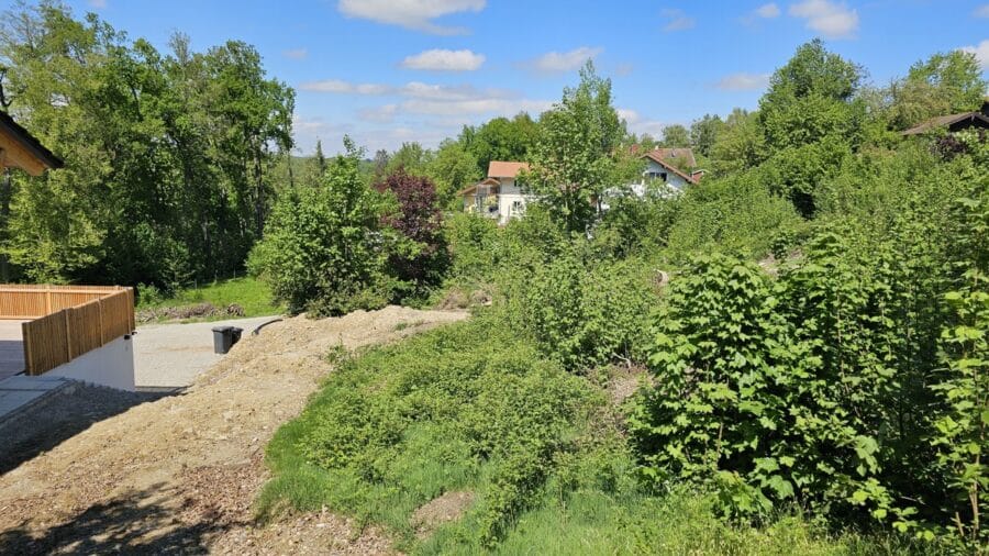 Rarität! Grundstück mit unverbaubaren Seeblick im nördlichen Landkreis Rosenheim - Bild